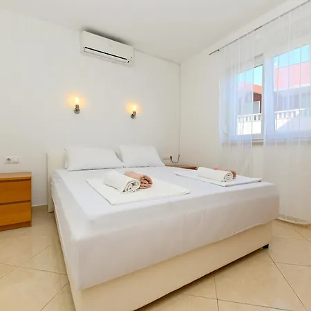 Apartmani- Lastro Traù Esterno foto