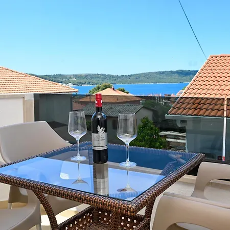 Apartmani- Lastro Traù Esterno foto