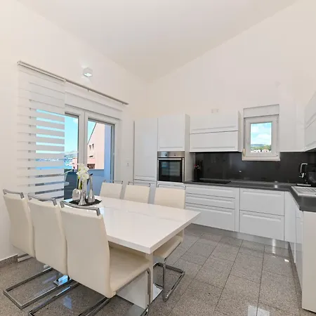 Apartmani- Lastro Traù Esterno foto