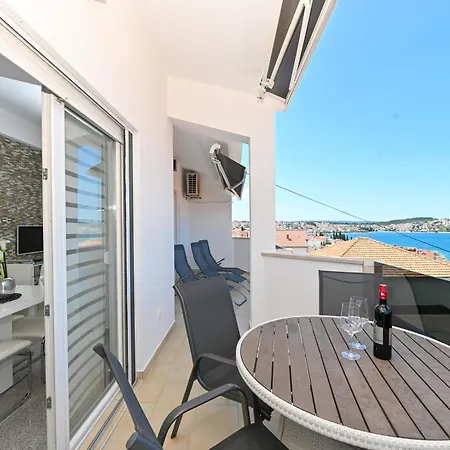 Apartmani- Lastro Traù Esterno foto