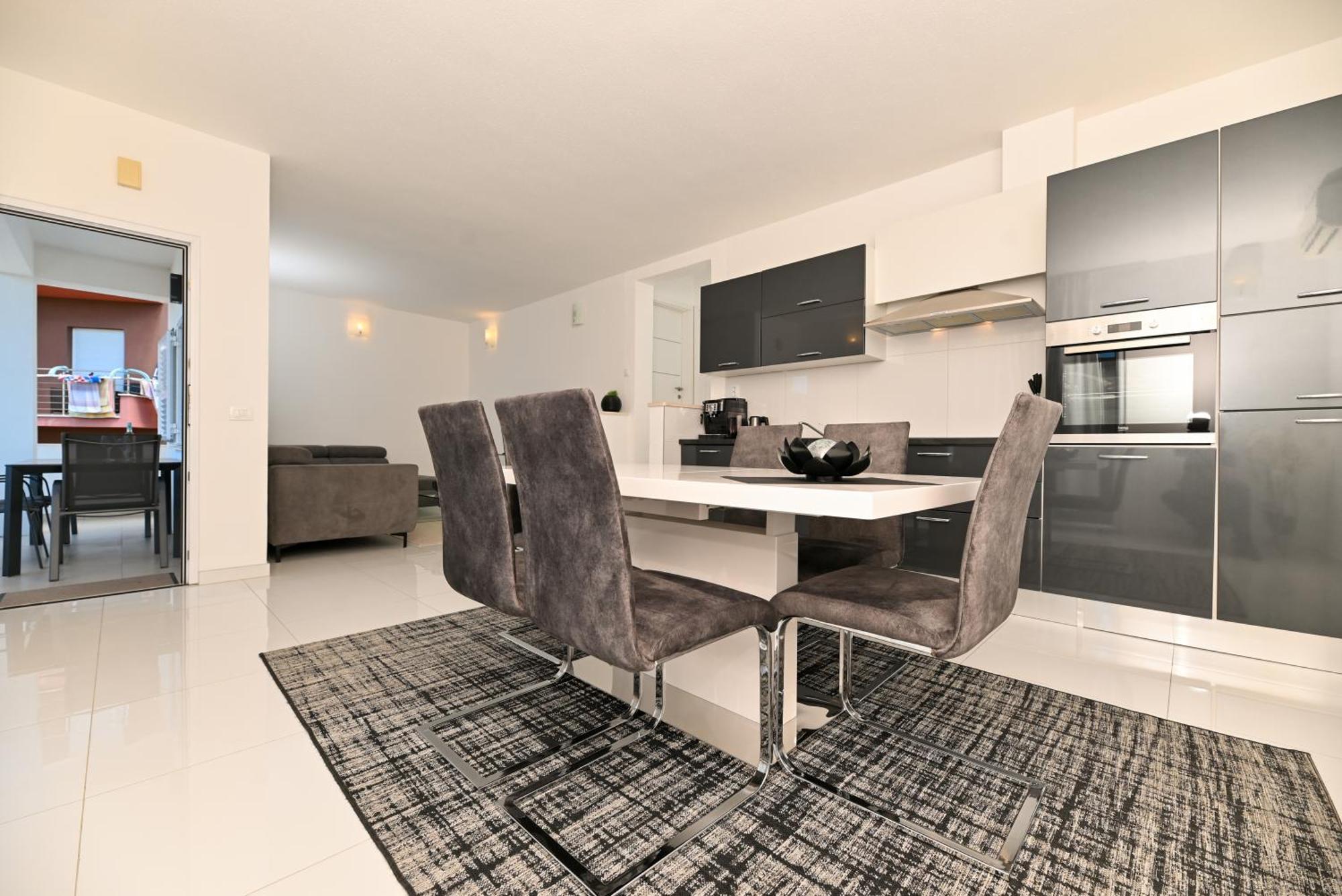 Apartmani- Lastro