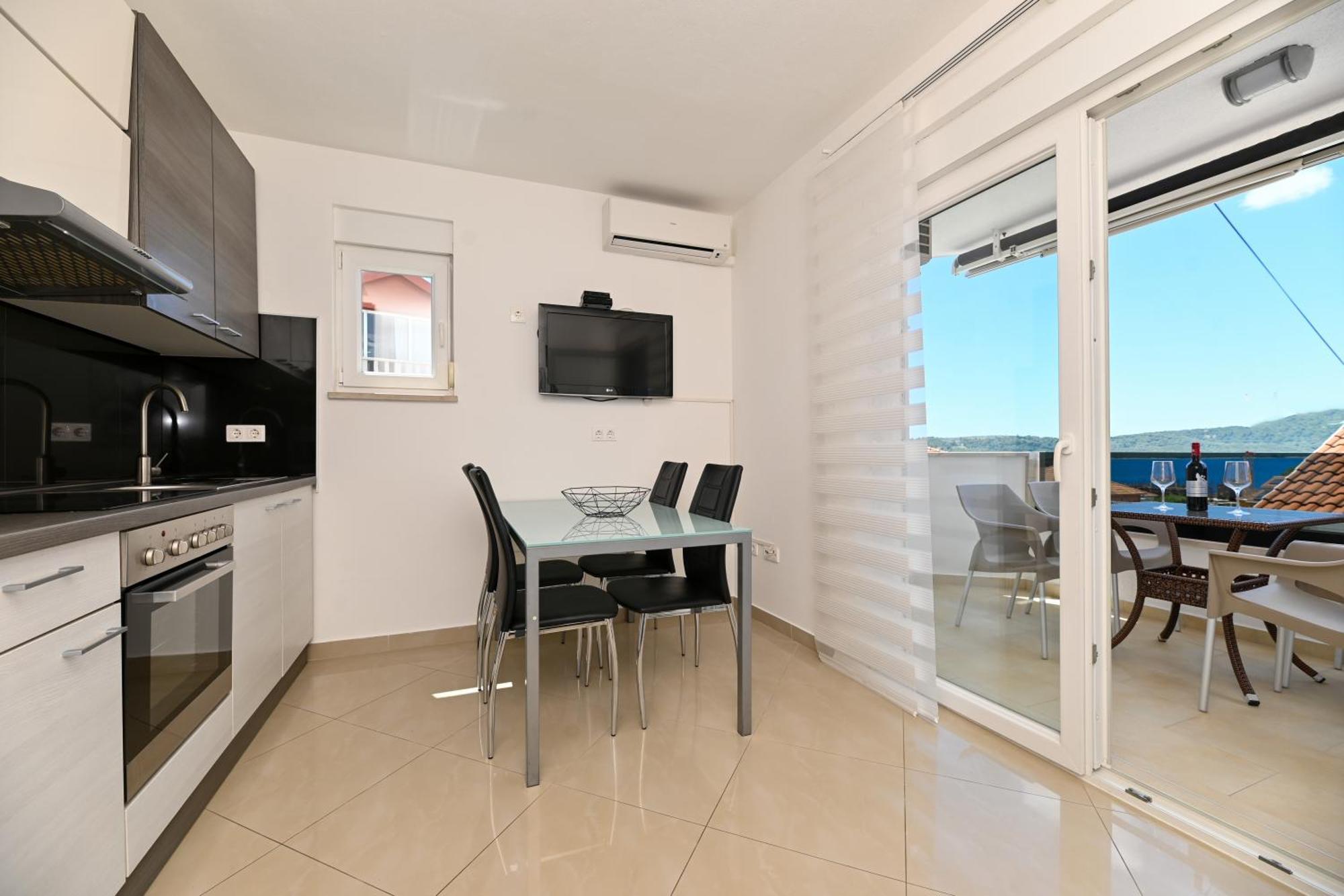Apartmani- Lastro *